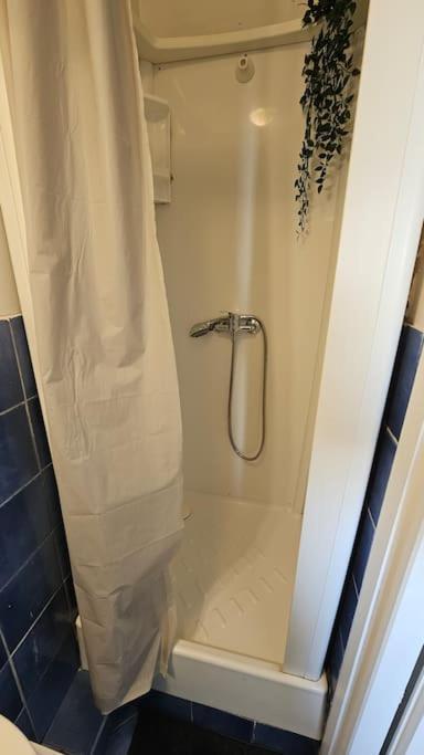 T2 Calme Proche De La Citadelle Apartment